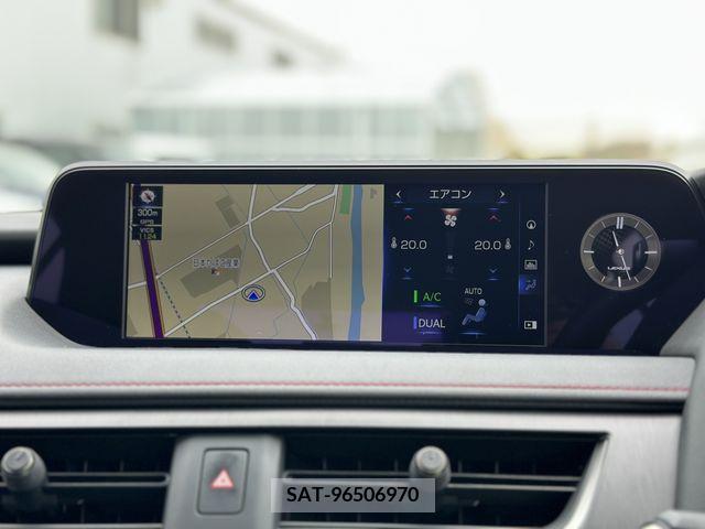 Lexus UX 2022-06 275938-5