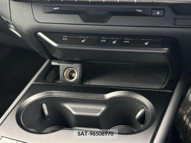 Lexus UX 2022-06 275938-10