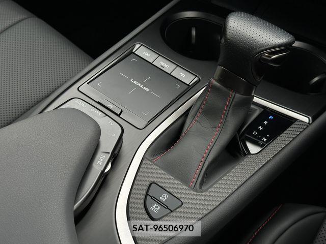 Lexus UX 2022-06 275938-11