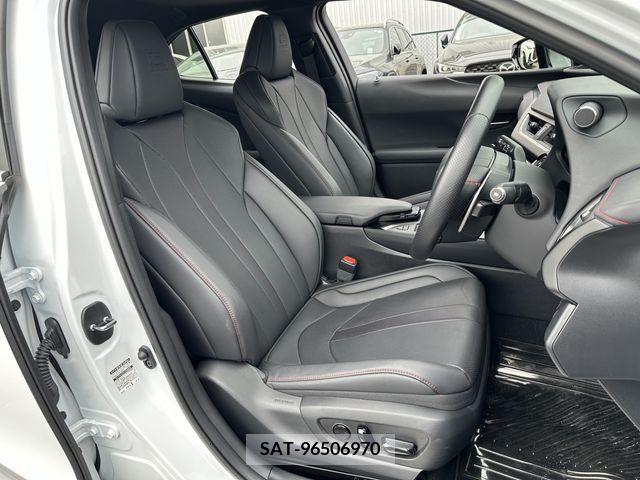 Lexus UX 2022-06 275938-17