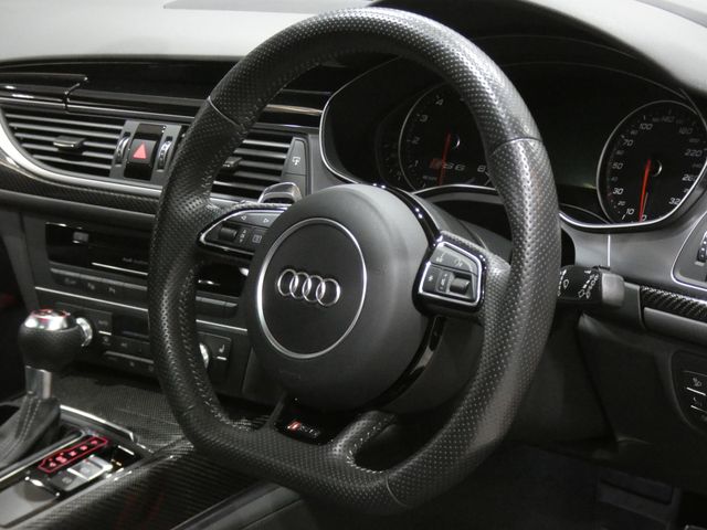 Audi RS6 2015-10 180845-27
