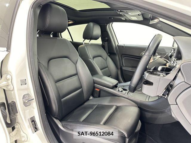 Mercedes Benz GLA-CLASS 2019-01 211079-18