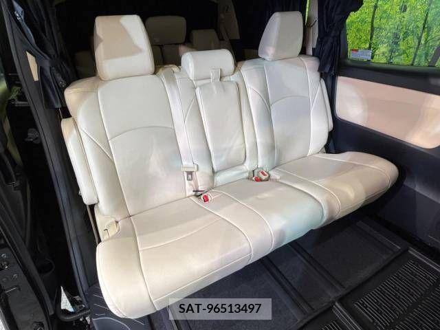 Toyota VELLFIRE 2017-08 213486-11