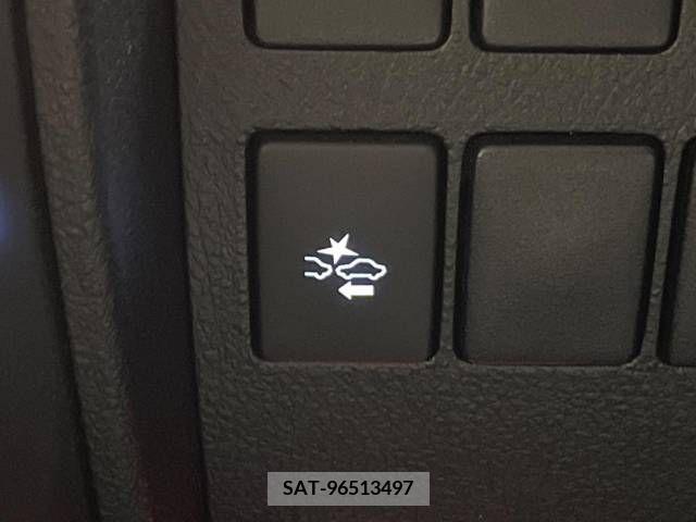 Toyota VELLFIRE 2017-08 213486-6