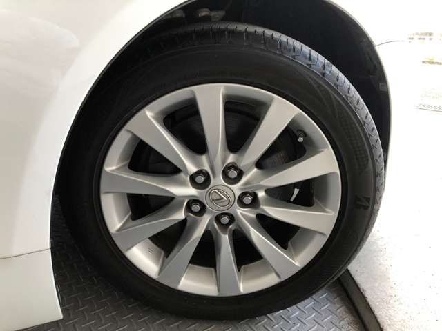 Lexus LS 2014-11 9992-16