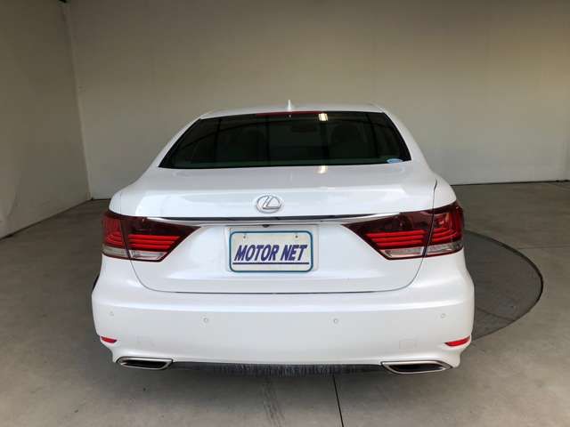Lexus LS 2014-11 9992-9