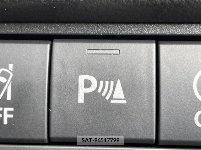 Mazda FLAIR CROSSOVER 2022-08 207123-5