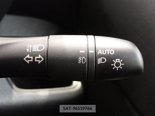 Nissan ROOX 2022-11 363108-19