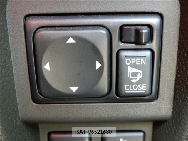 Nissan CUBE 2012-03 251993-12