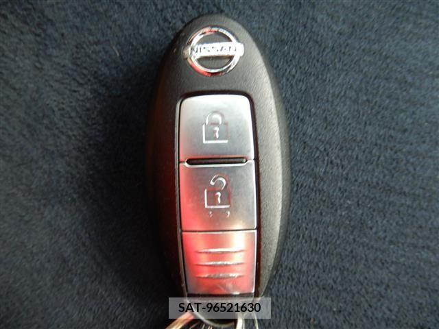 Nissan CUBE 2012-03 251993-8