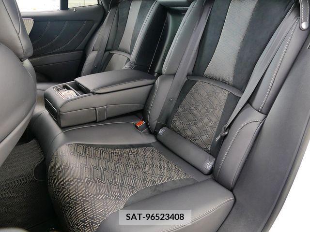 Lexus LS 2018-09 275472-17