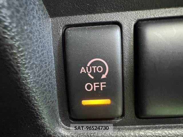 Nissan JUKE 2014-02 320520-6