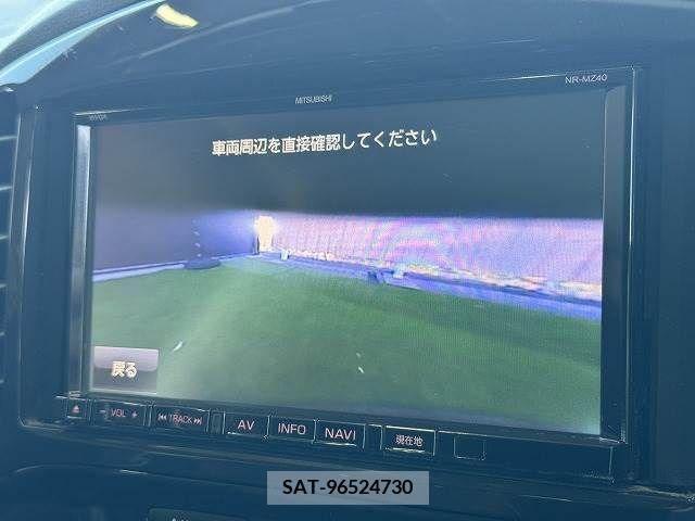 Nissan JUKE 2014-02 320520-3