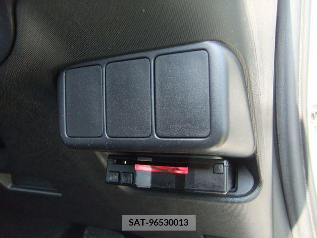 Toyota AQUA 2017-03 314272-4