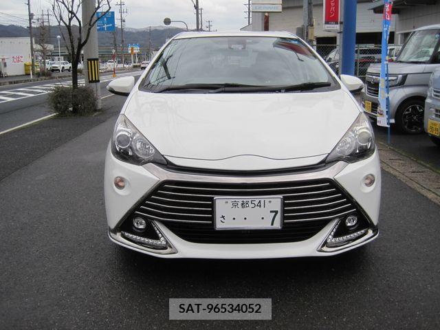 Toyota AQUA 2015-11 211329-15
