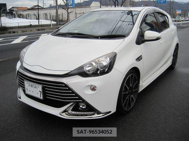 Toyota AQUA 2015-11 211329-16