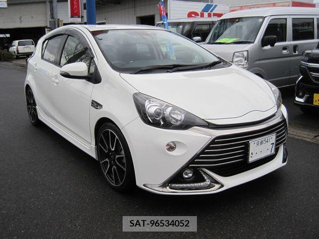 Toyota AQUA 2015-11 211329-0