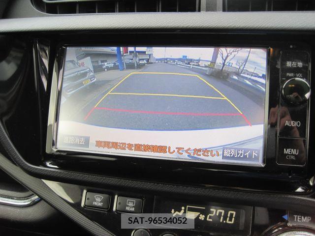 Toyota AQUA 2015-11 211329-11