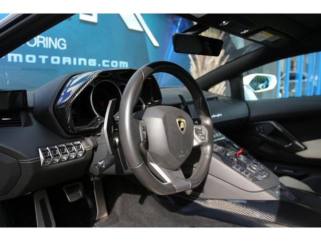 Lamborghini Aventador 2012-11 188364-14