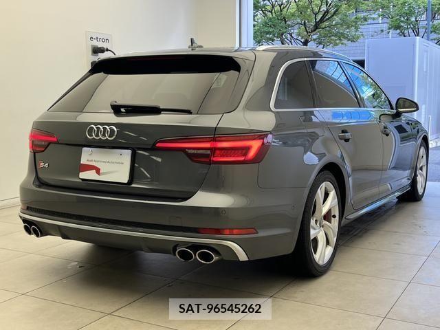 Audi S4 2020-01 395798-1