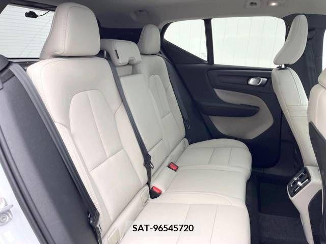 Volvo XC40 2023-09 310932-12