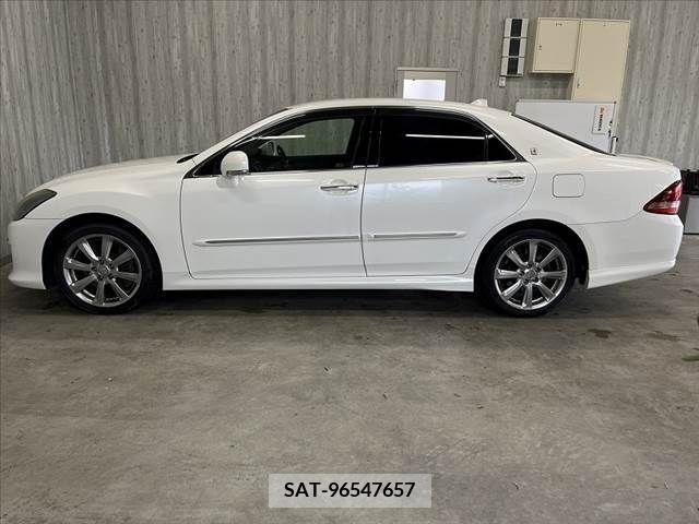Toyota CROWN 2008-07 304362-11