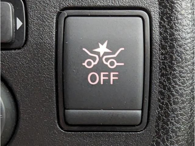 Nissan NOTE 2019-07 184843-4