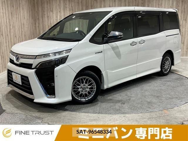 Toyota VOXY HYBRID 2018-05 241781-0