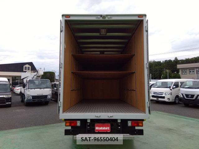 Hino DUTRO 2018-09 351734-4