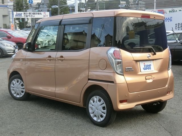 Nissan DAYZ ROOX 2018-10 23512-2