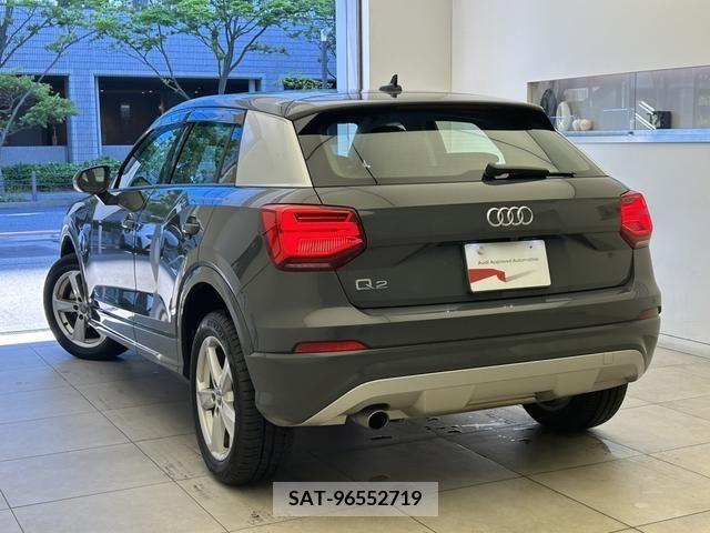 Audi Q2 2020-06 318006-5