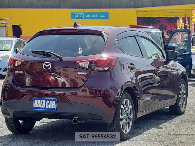 Mazda DEMIO 2017-12 267526-2