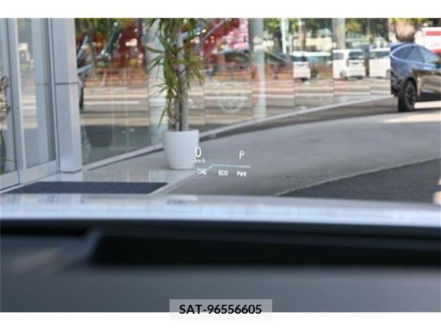 Lexus ES 2020-08 275241-15