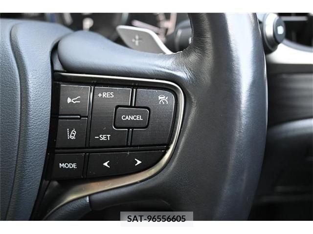 Lexus ES 2020-08 275241-12