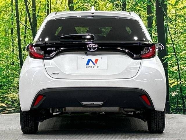 Toyota YARIS 2022-09 28142-15