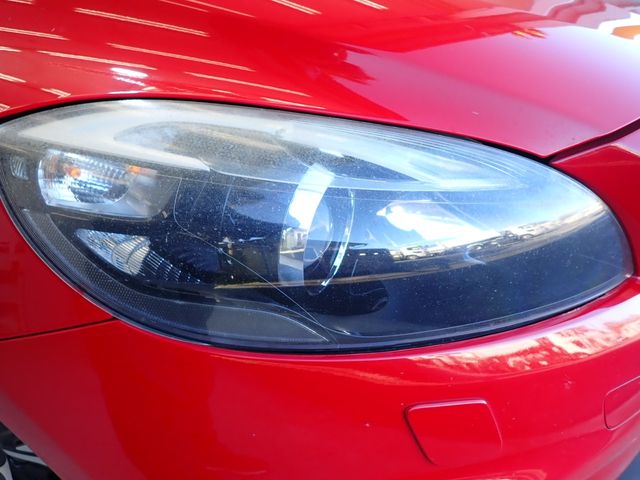 Volvo V40 2015-03 28079-8