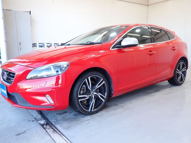 Volvo V40 2015-03 28079-6