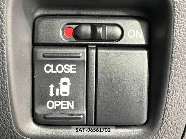 Honda N BOX 2016-02 333827-4