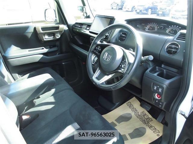 Honda N BOX CUSTOM 2020-03 222949-5