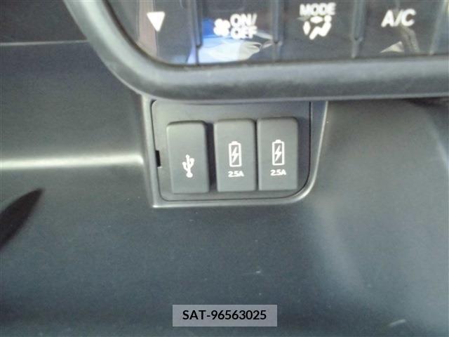 Honda N BOX CUSTOM 2020-03 222949-14