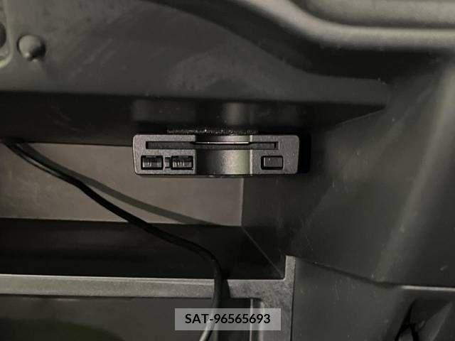 Nissan NOTE 2017-09 347793-6
