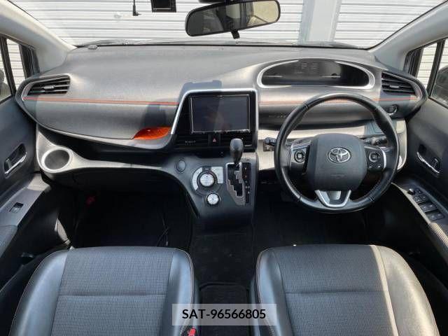 Toyota SIENTA 2018-07 352894-1