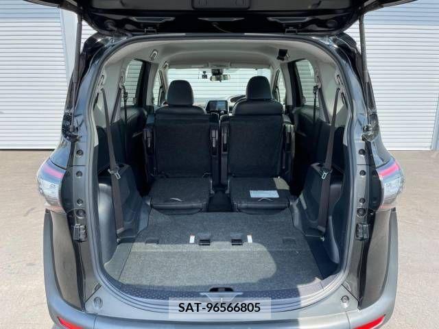 Toyota SIENTA 2018-07 352894-10