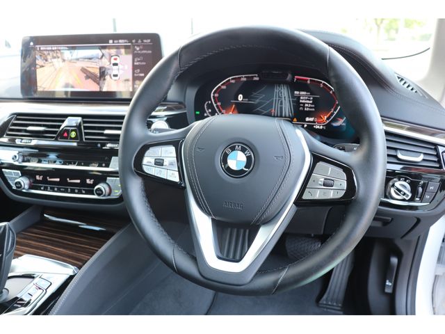 Bmw 5 SERIES 2021-07 189807-11