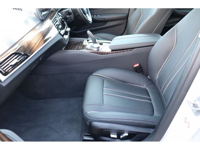 Bmw 5 SERIES 2021-07 189807-21