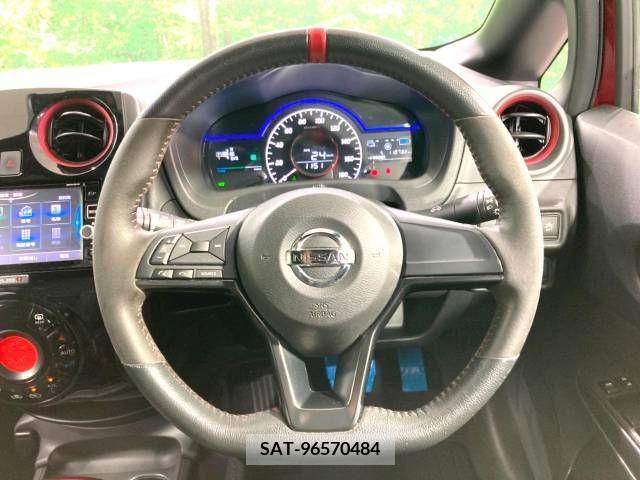 Nissan NOTE 2017-02 255859-12