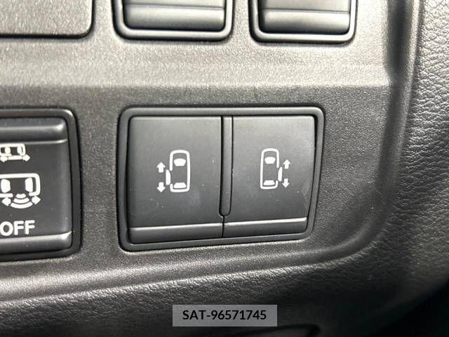 Nissan SERENA 2018-03 393878-4