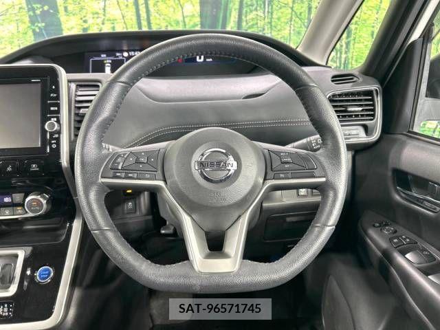 Nissan SERENA 2018-03 393878-12