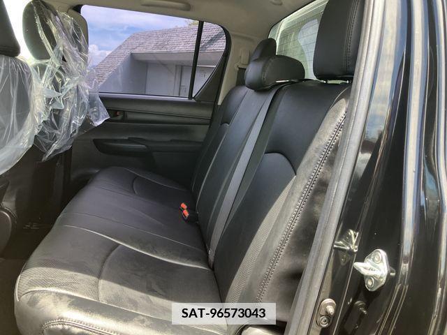 Toyota HILUX 2019-07 348833-23