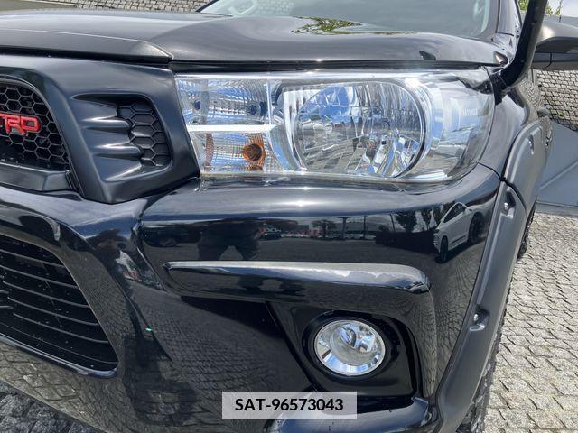 Toyota HILUX 2019-07 348833-6